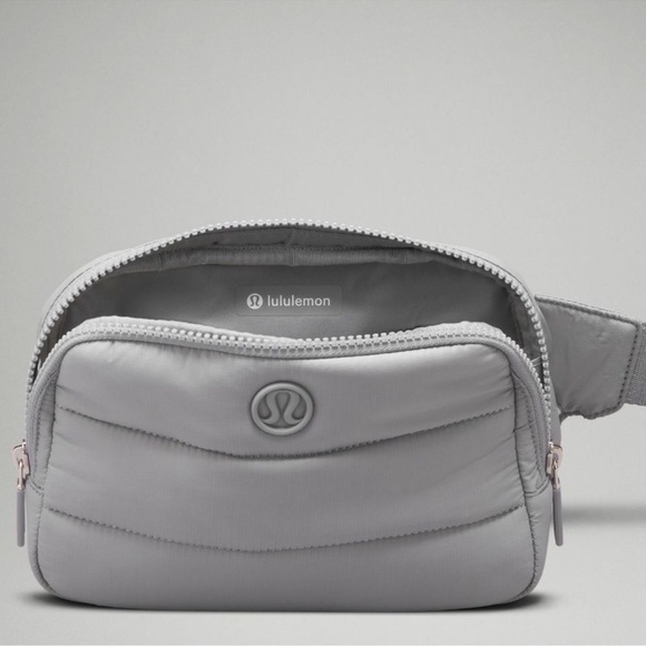 NWT Lululemon Everywhere Wunder Puff Belt Bag - Picture 6 of 11